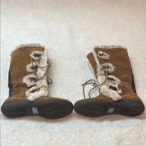 Brown Fur-Lined Winter Boots